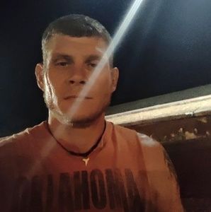 Meet your Posher, Raymond